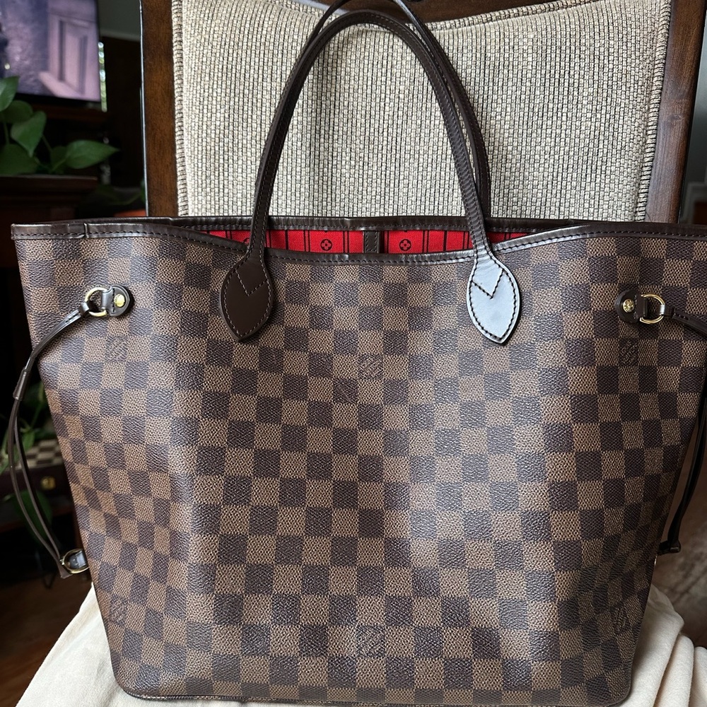 Louis Vuitton neverfull  Red Interior Tote damier